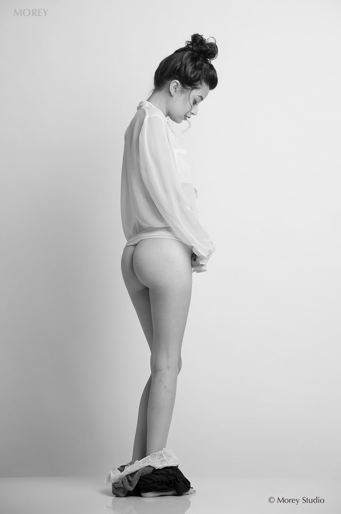 Eden5402BW-1700 Playboy Cyber-girl, semi-nude model, Eden Arya, b&w photo by Craig Morey ©2016