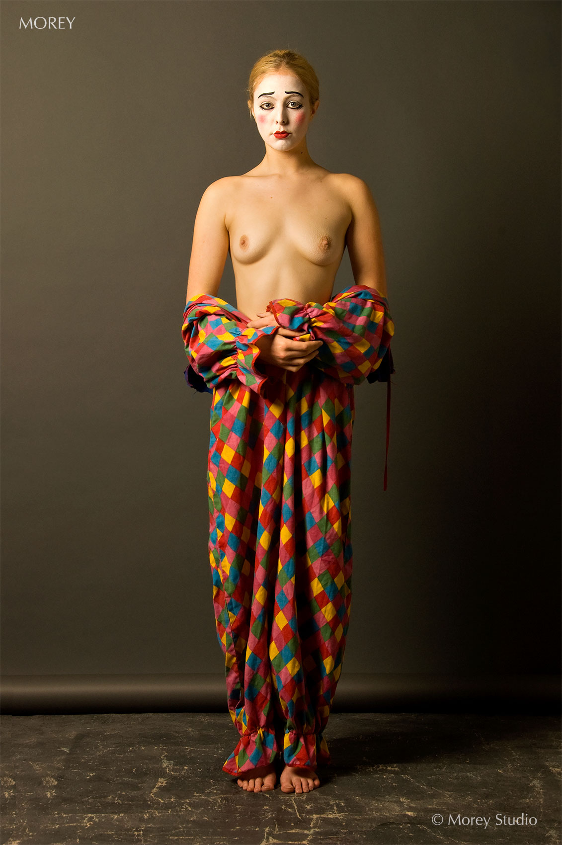 Mae0048-1700px Semi-Nude photo of model Mae in clown paint, by photographer Craig Morey ©2012