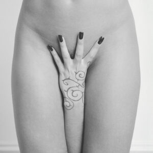 Abstract nude of models Cleo and Athena, b&w photo by Craig Morey ˝© 1997