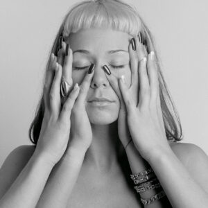 Abstract portrait of models Cleo and Athena, b&w photo by Craig Morey ˝© 1997