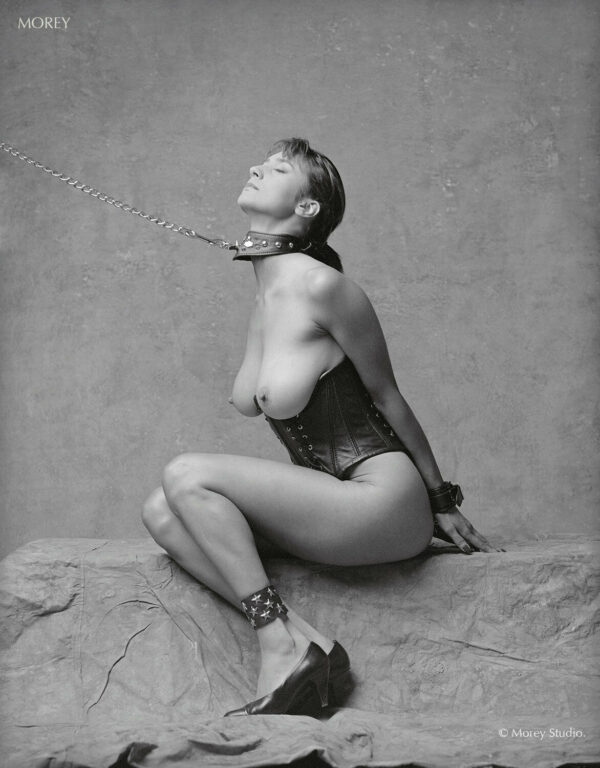 Fine-Art-Nude-photo-signed-bw-fiber-print-by-Craig-Morey-Natalie-8109101-161522896188